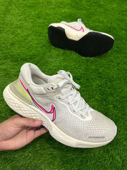 Nike ZoomX Invincible Run Flyknit