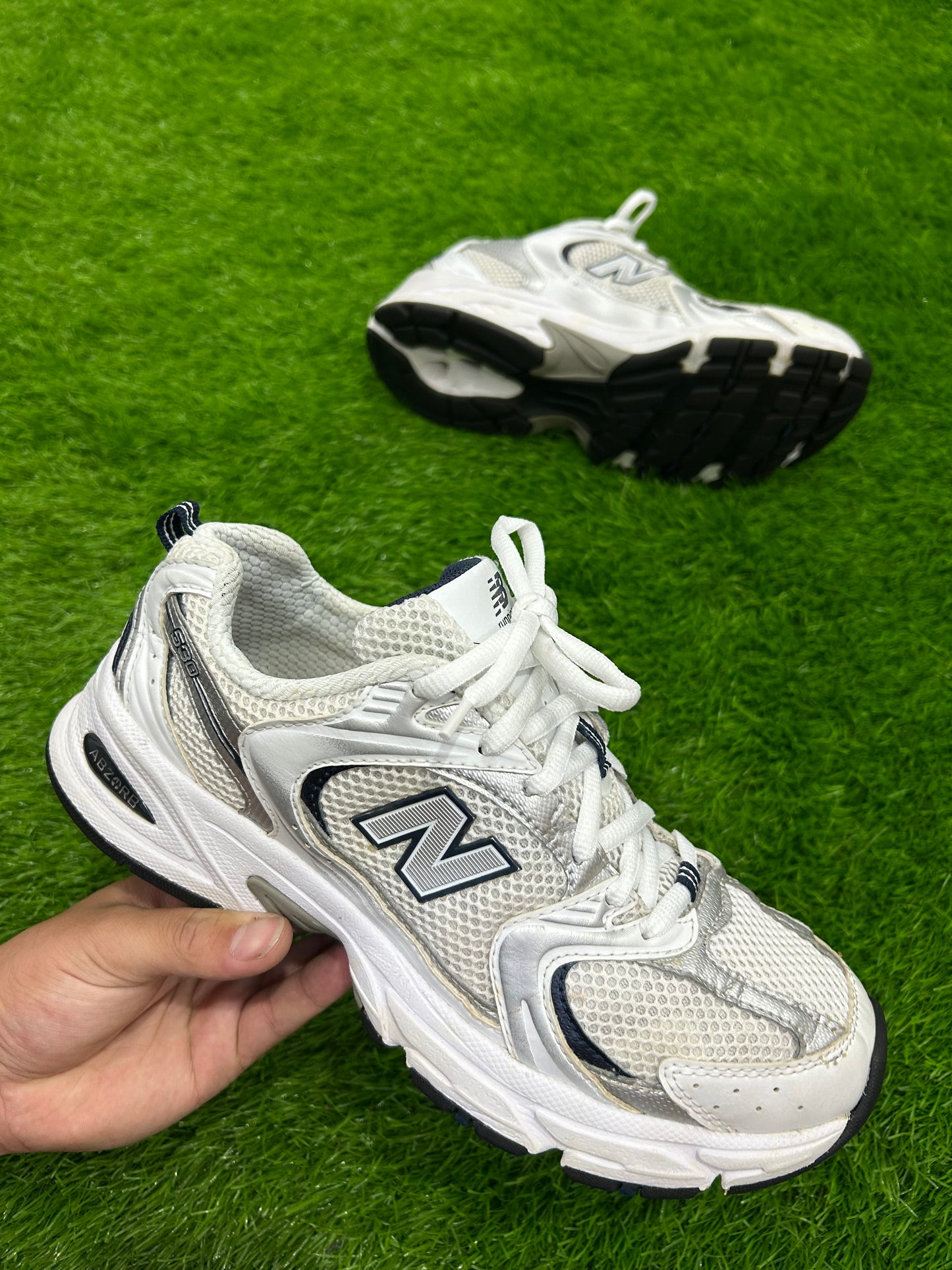 New Balance 530