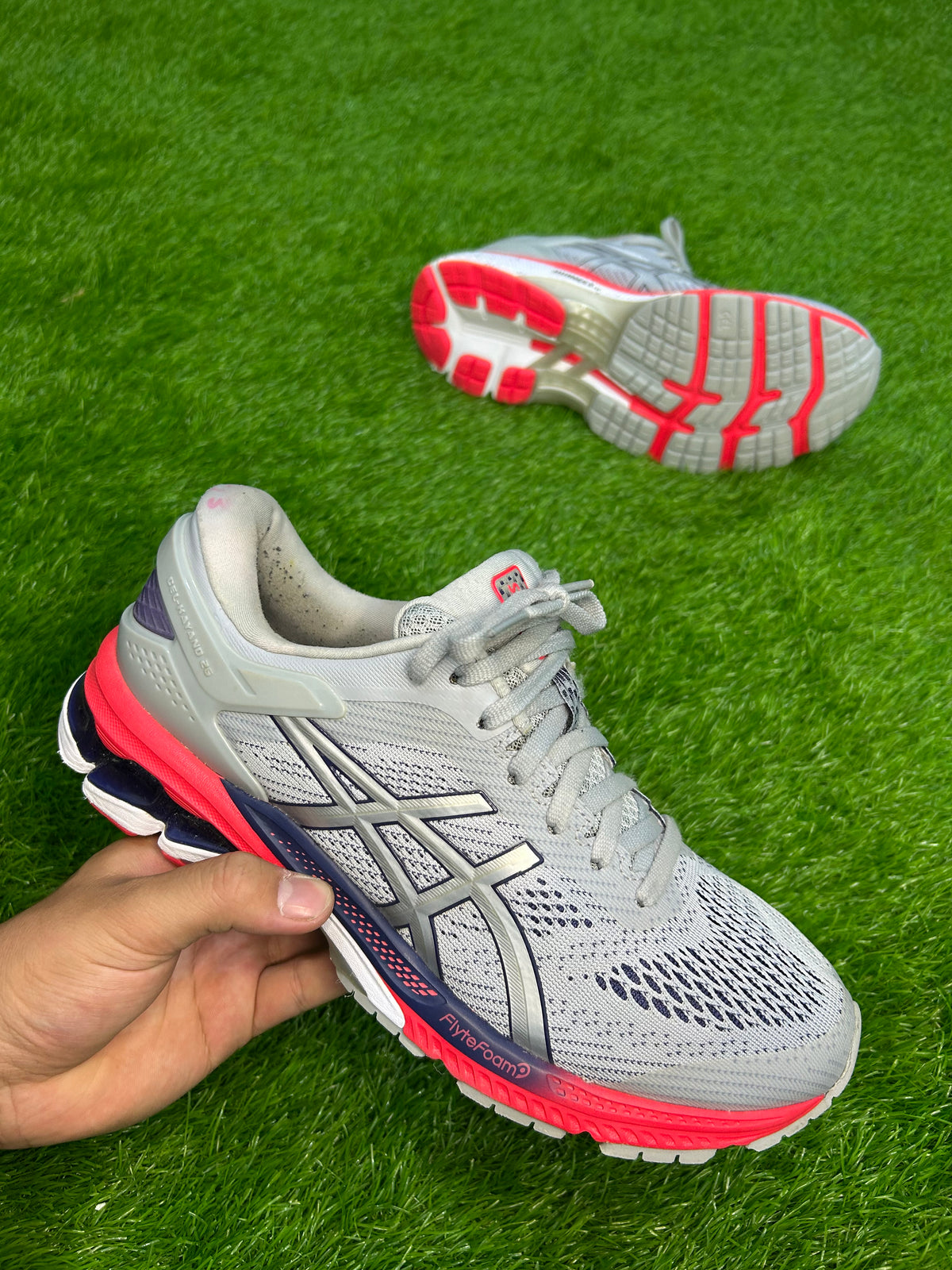 Asics Gel-Kayano 26
