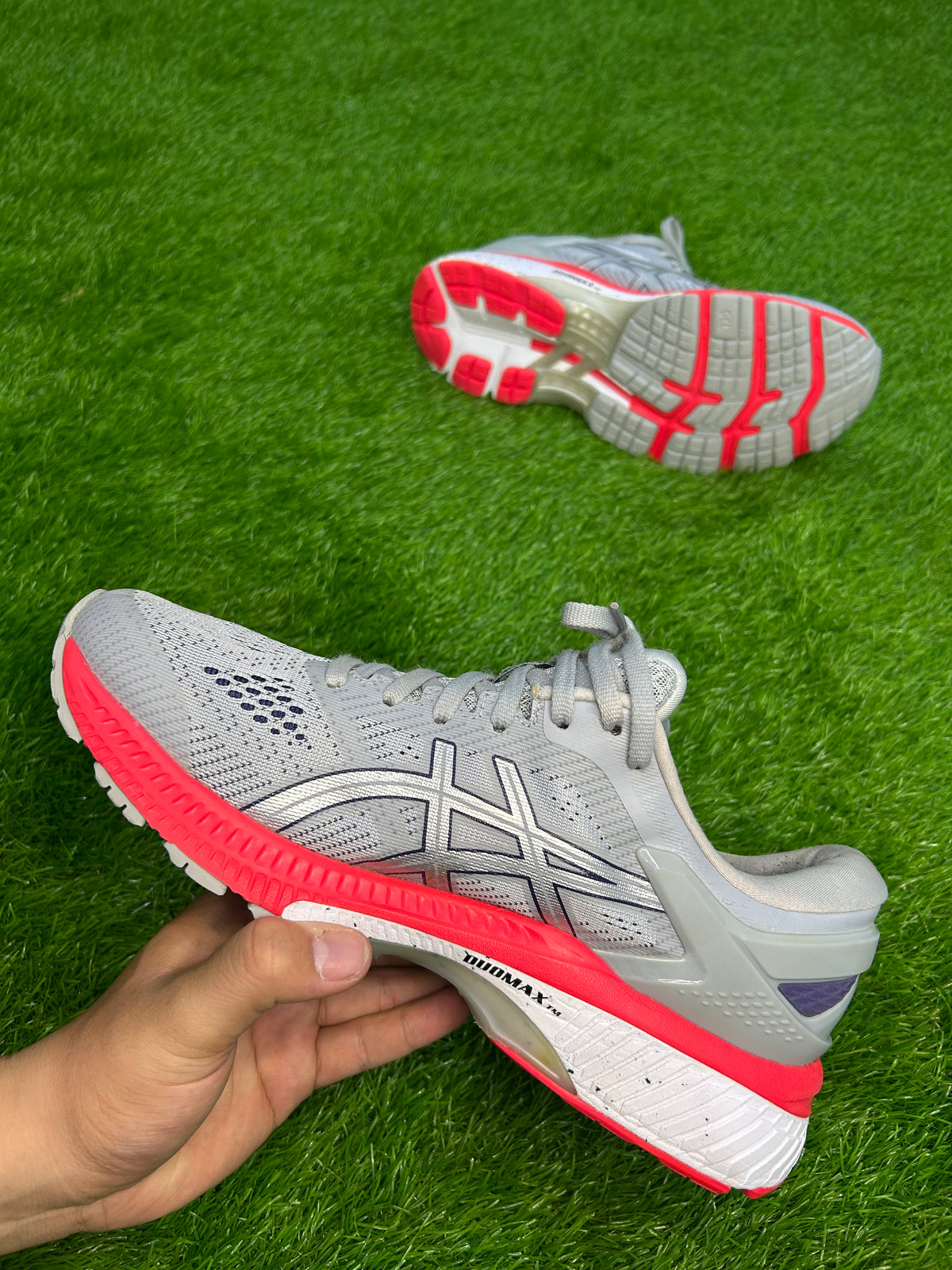 Asics Gel-Kayano 26
