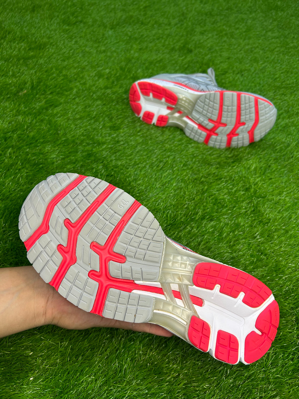 Asics Gel-Kayano 26