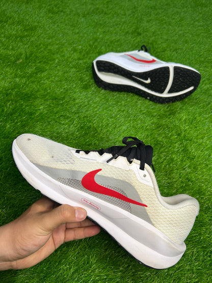 Nike DownShifter 13