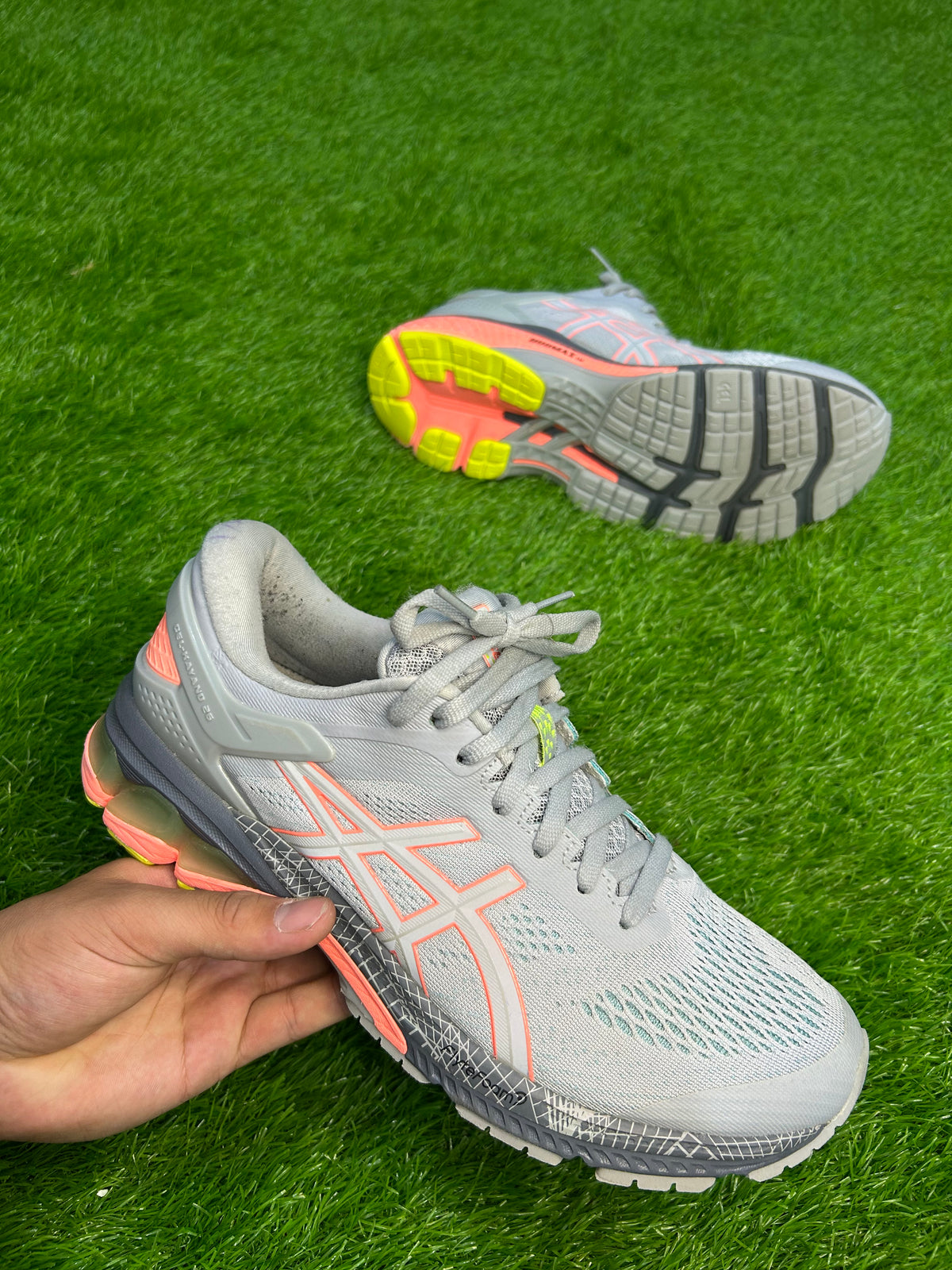 Asics GEL-Kayano 26