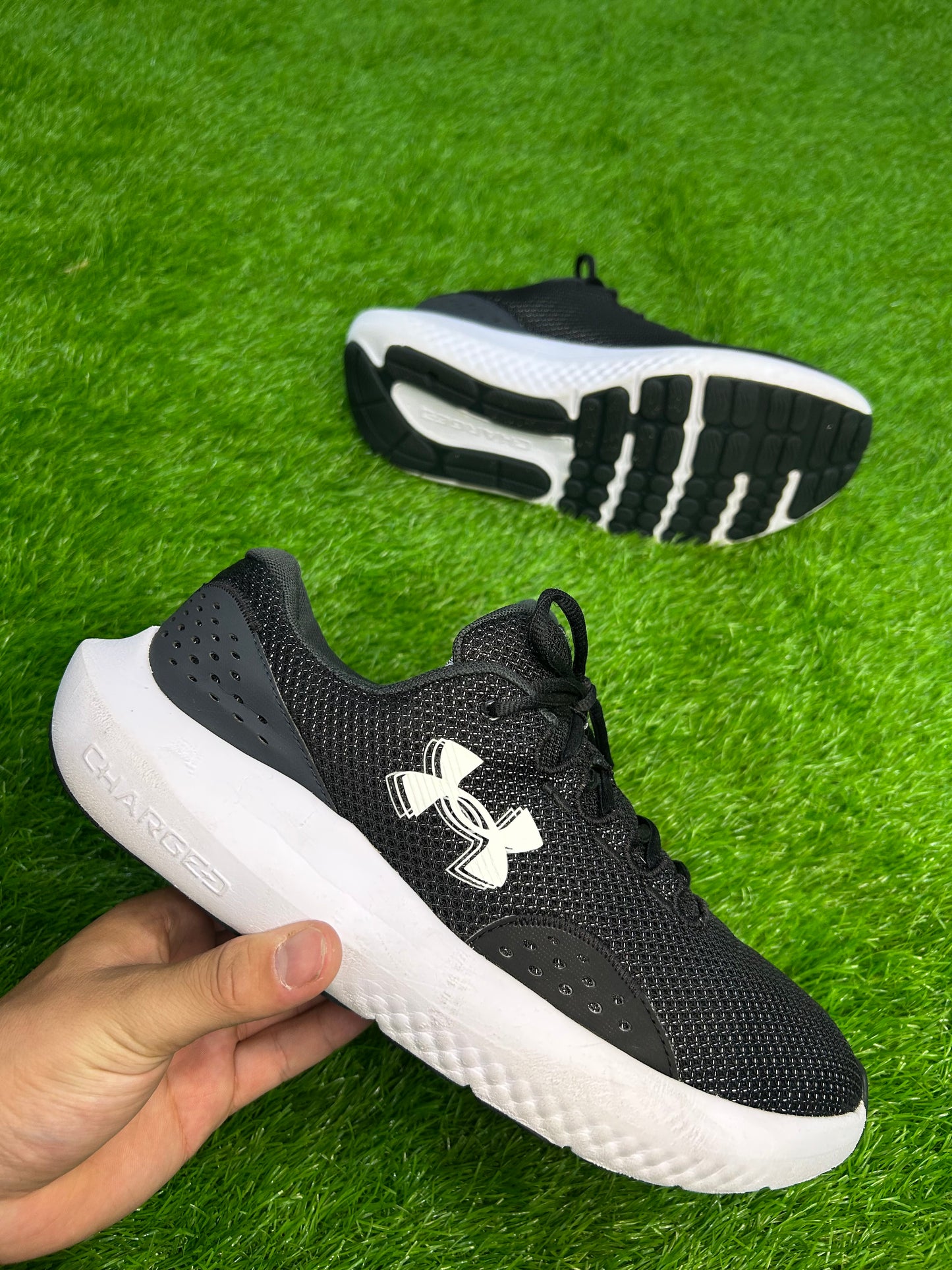 Under Armour Charged Surge 4