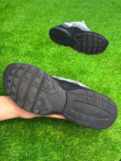 Nike AirMax Invigor