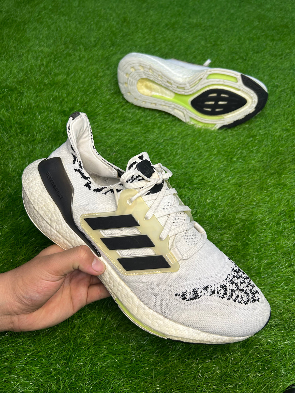 Adidas UltraBoost 22 Non Dyed Zebra