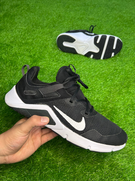 Nike Legend Essetial