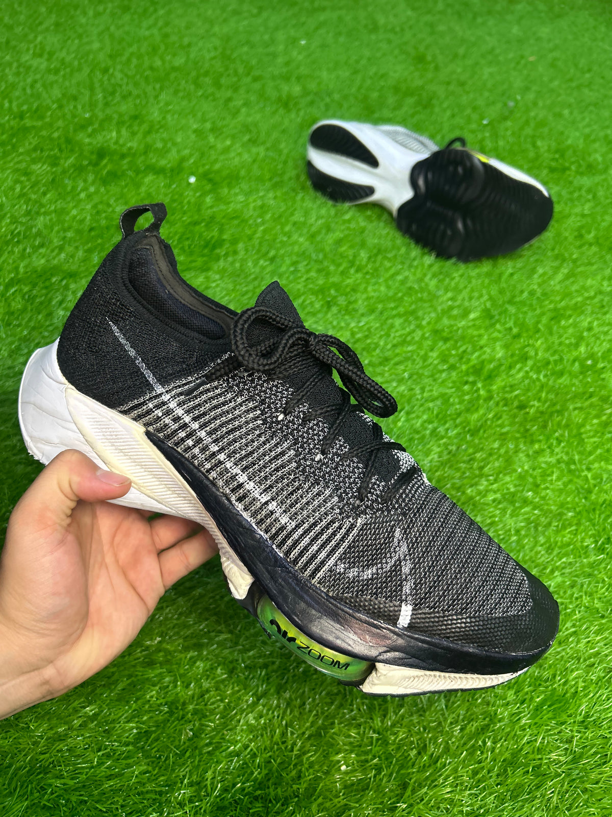 Nike Air Zoom Tempo Next% Flyknit
