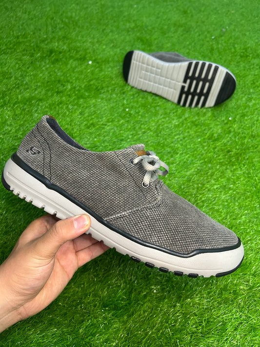 Skechers Relaxed Fit