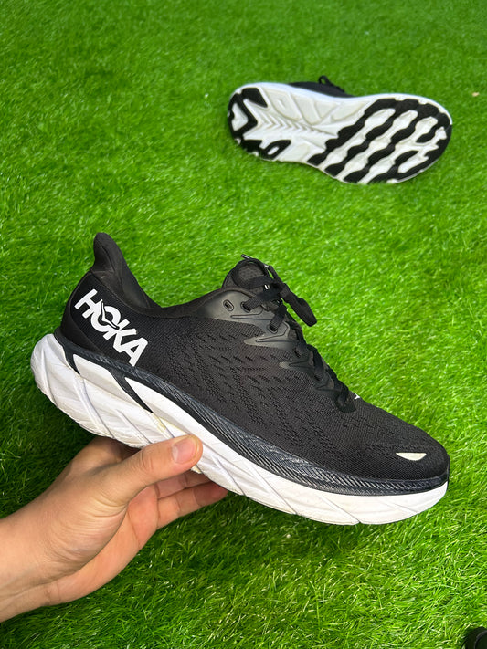 Hoka Clifton 8