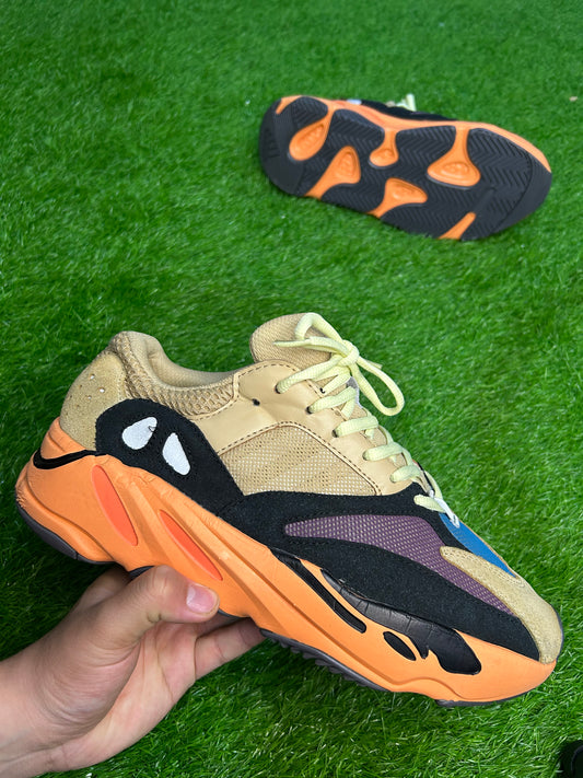 Adidas Yeezy Boost 700