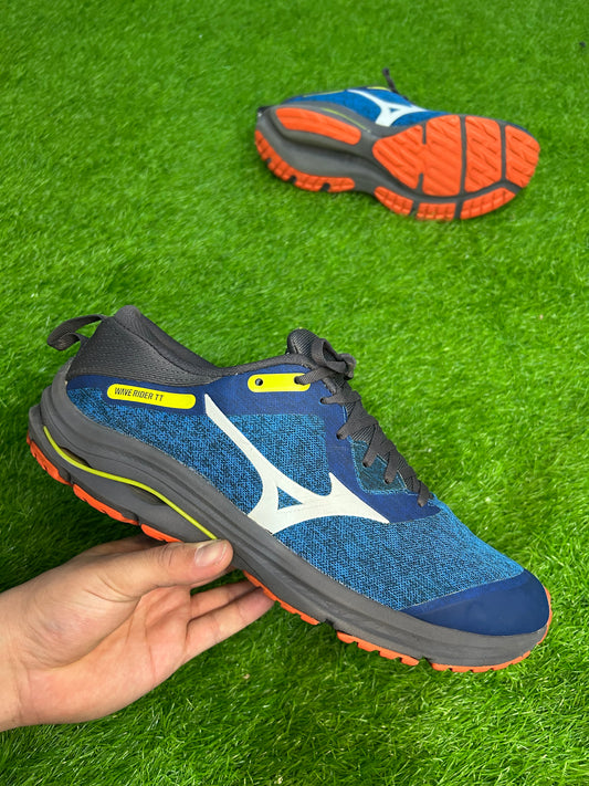 Mizuno Wave Rider TT 2