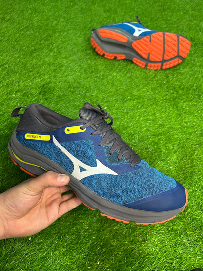 Mizuno Wave Rider TT 2