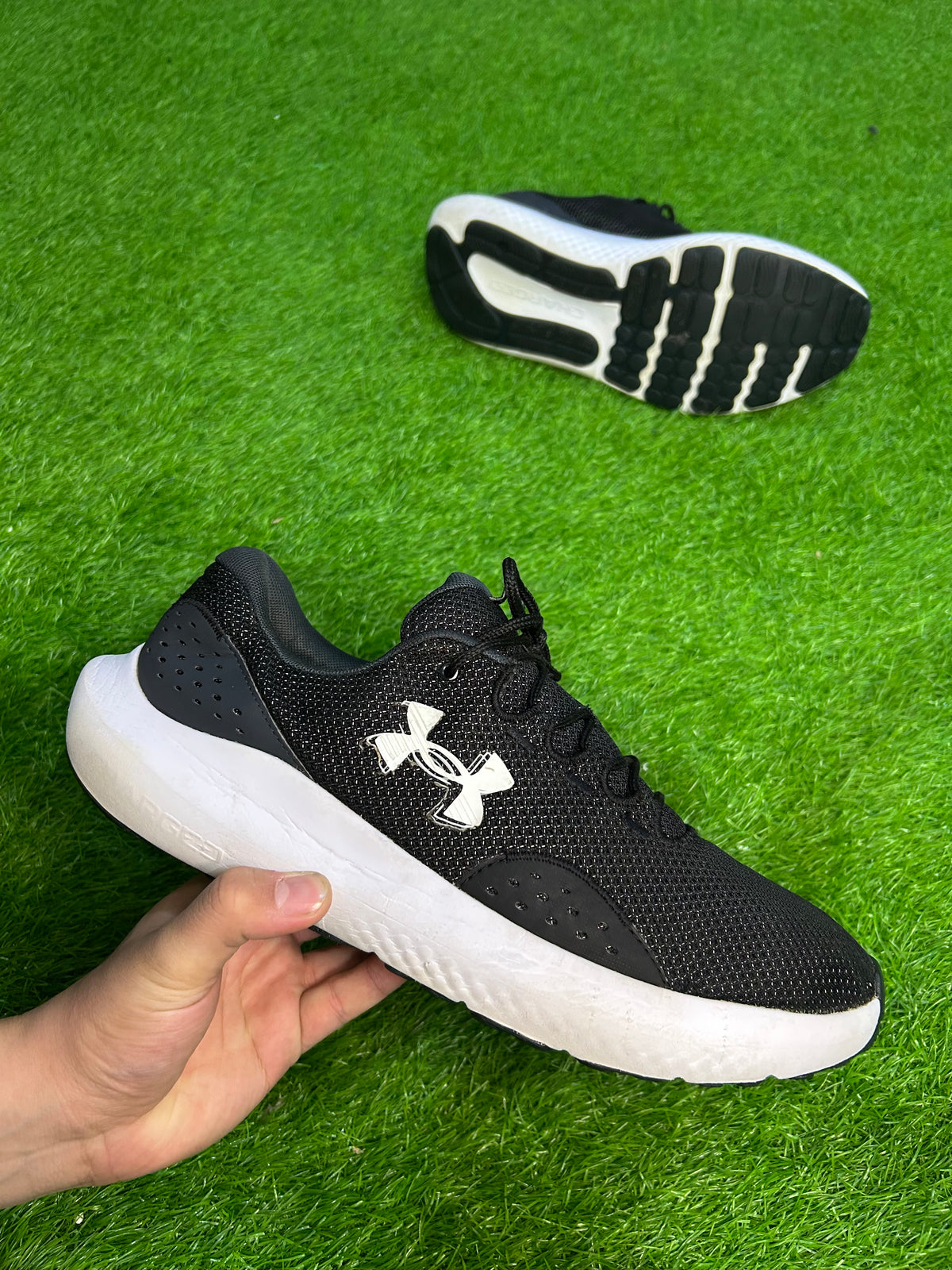 Under Armour UA Charged Surge 4