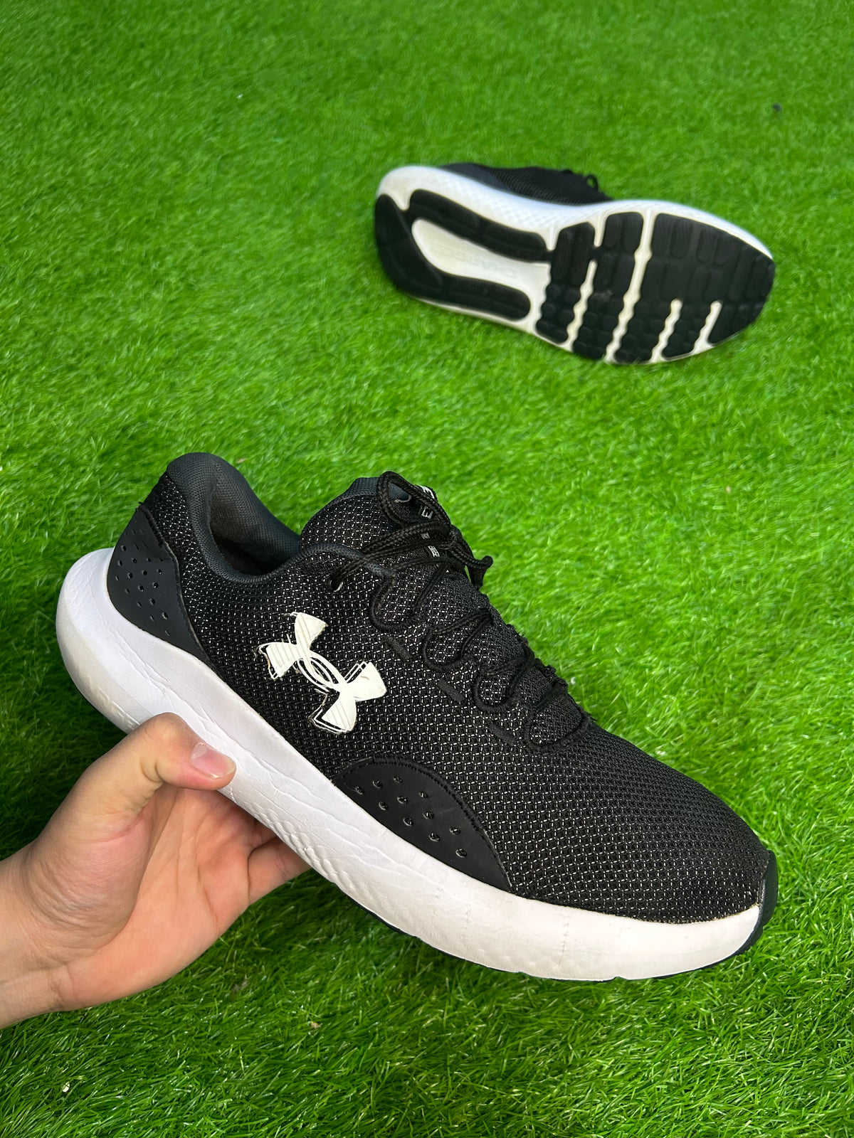 Under Armour UA Charged Surge 4
