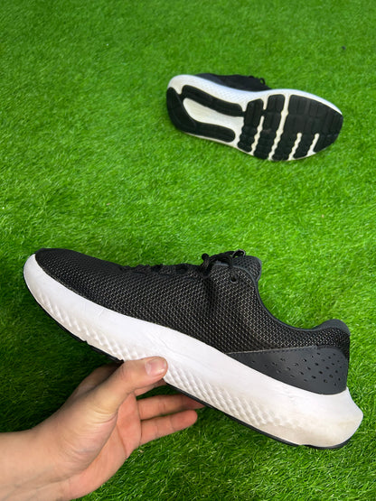 Under Armour UA Charged Surge 4