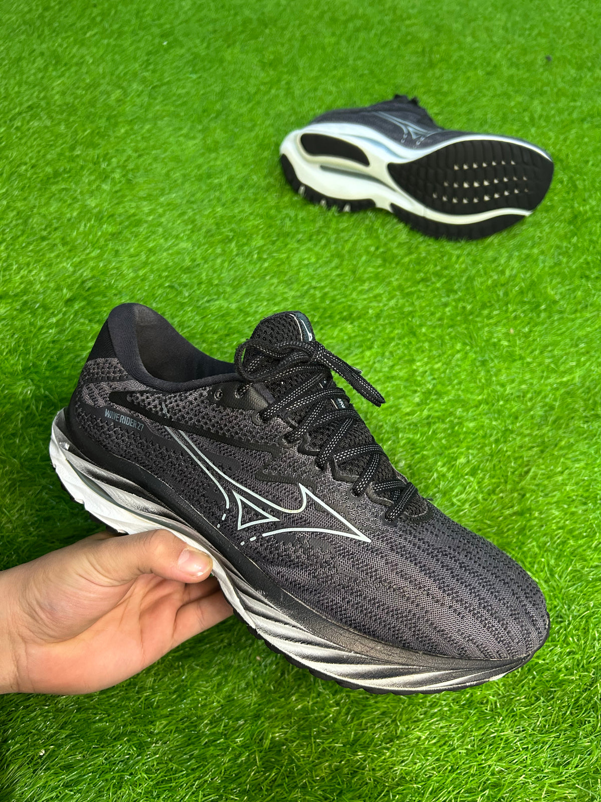Mizuno Wave Rider 27