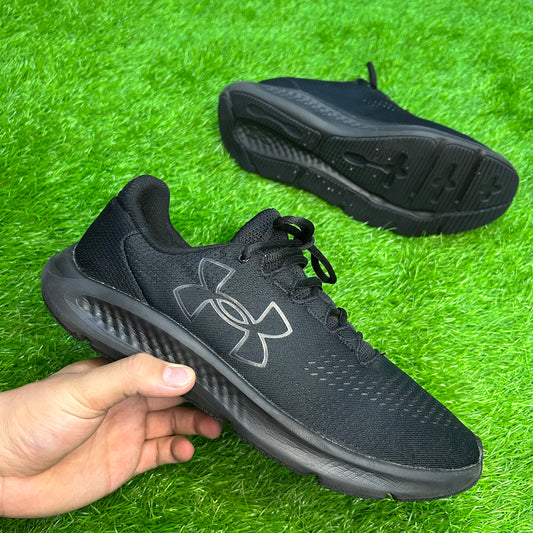 Under Armour Charged Pursuit 3